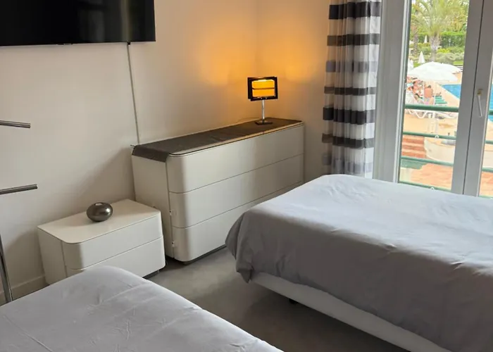 T2 Com Varanda E Vista Piscina Na Quinta Do Morgado Апартаменты